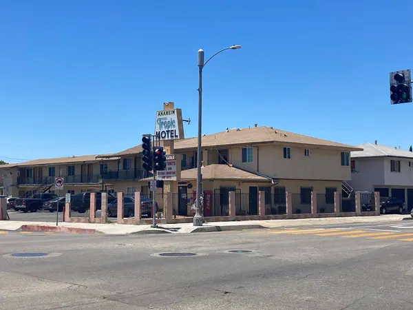 Anaheim Tropic Motel, Anaheim
