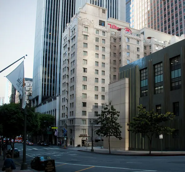 Hilton Checkers Los Angeles, Los Angeles