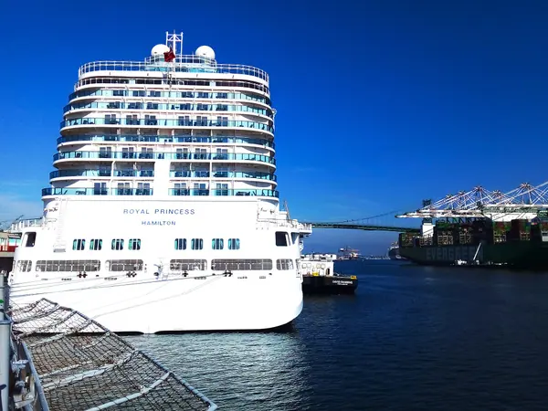 Los Angeles World Cruise Center, about 0.6 miles from Barton Hill Hotel