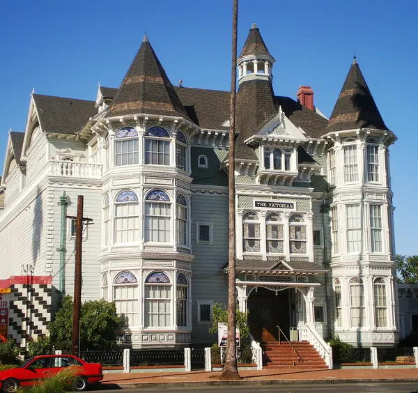 Winnetka, the city Winnetka Inn is in