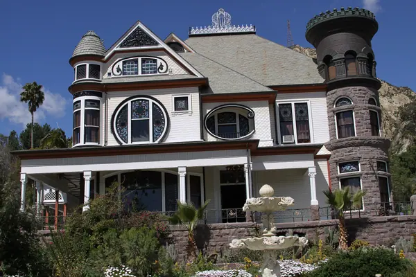 Piru, the city Heritage Valley Inn is in